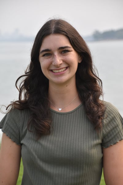 Ellen Darmstadter Headshot